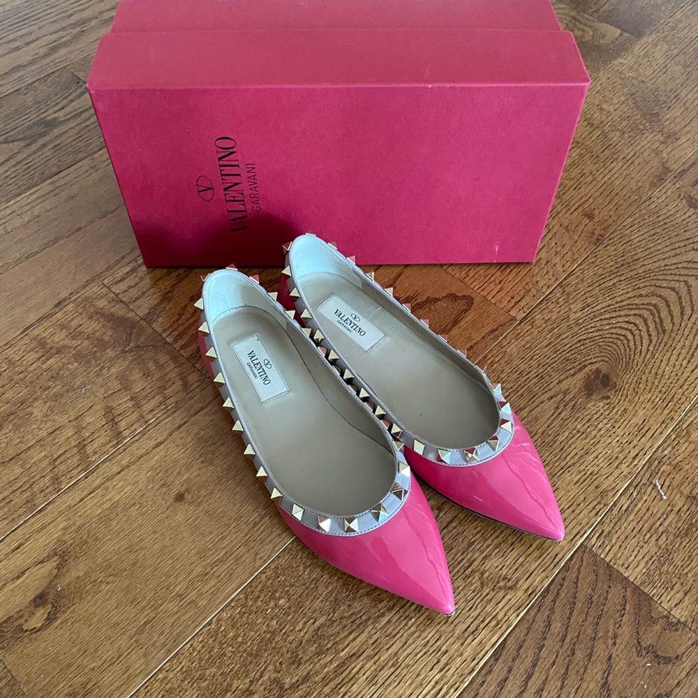 Valentino Hot Pink Rockstud Point-toe Flats